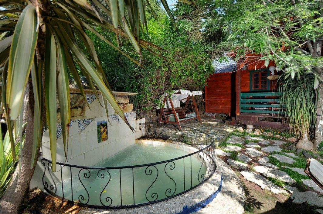 Family Cabin Menahemya Ngoại thất bức ảnh