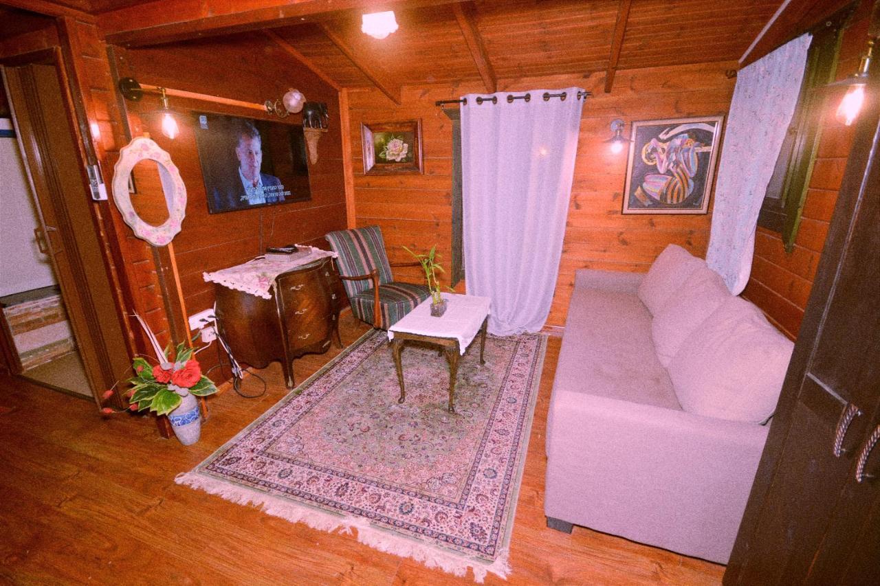 Family Cabin Menahemya Ngoại thất bức ảnh